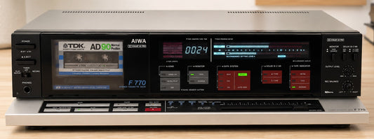 Aiwa F-770 cassette deck used for TDK AD frequency response test