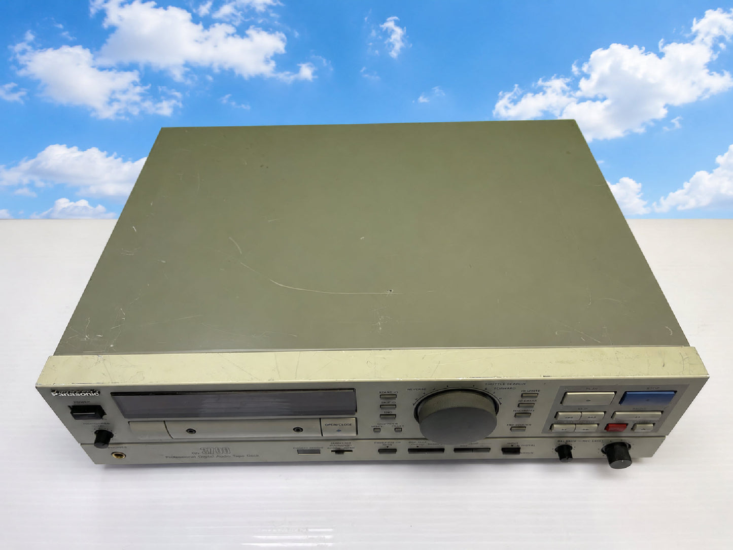Panasonic SV-3700 Professional DAT Recorder S/N AA5FH01344 - Low Hours and Just Serviced!