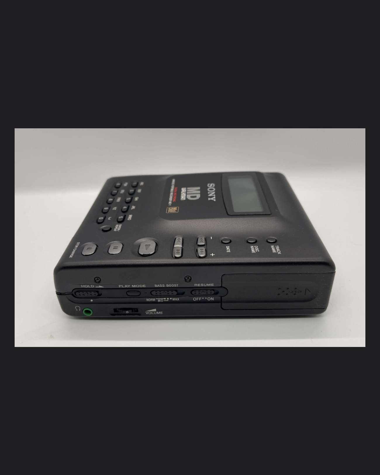 Sony MZ-1 MiniDisc Portable Recorder in mint condition