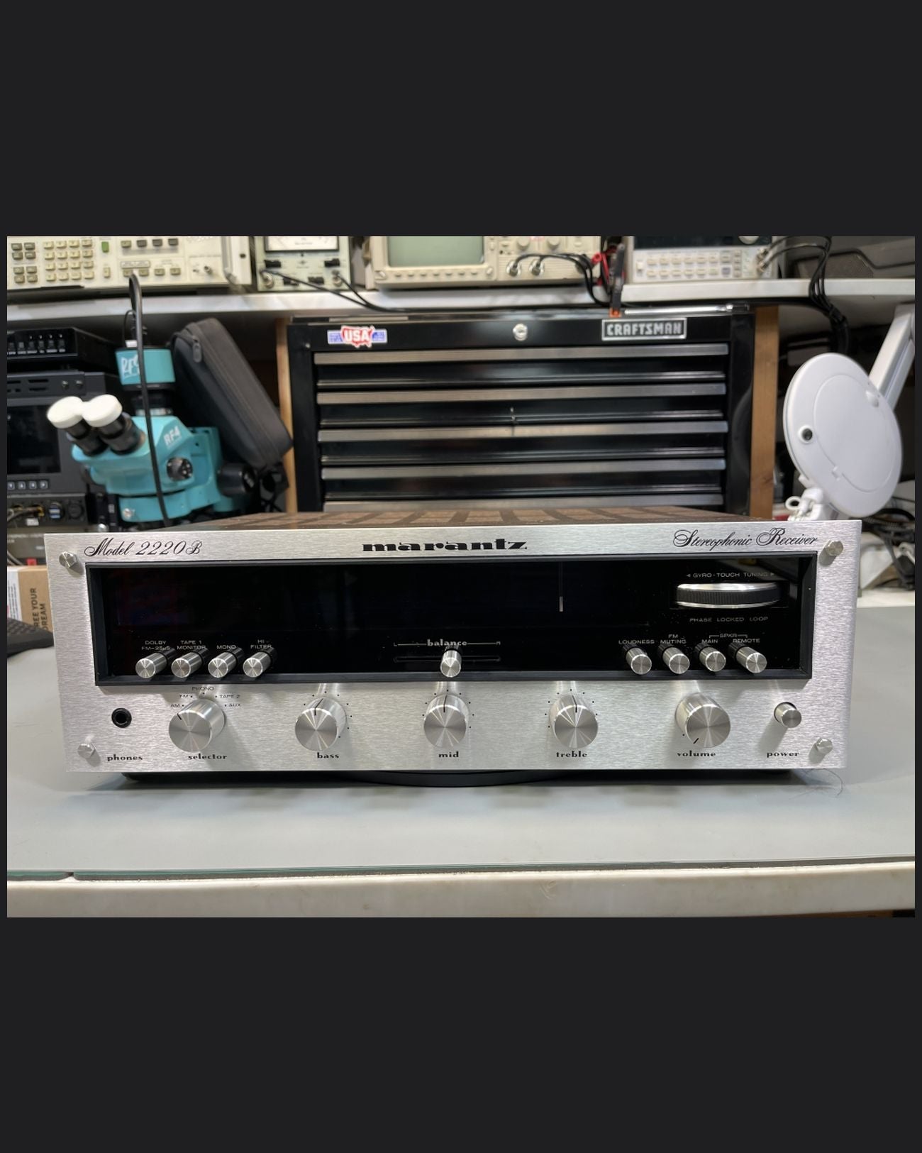 Marantz 2220B Receiver in Near Mint Condition. Professionally Rebuilt + 30 Day Warranty!