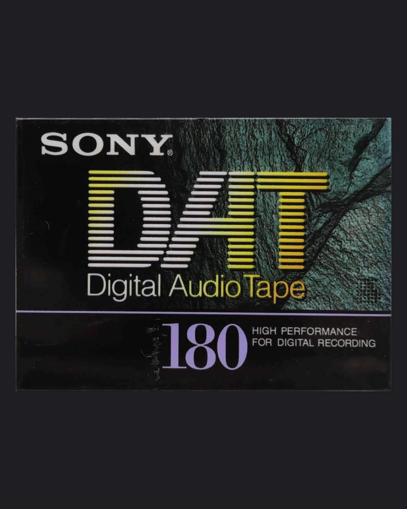 Sony DAT DT-RA blank DAT tape 180 minutes- front view